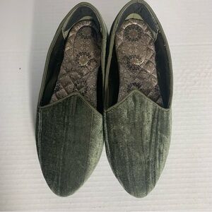 Birdies Starling Pine Women’s Velvet Loafer Flats in Heron Green Size 7